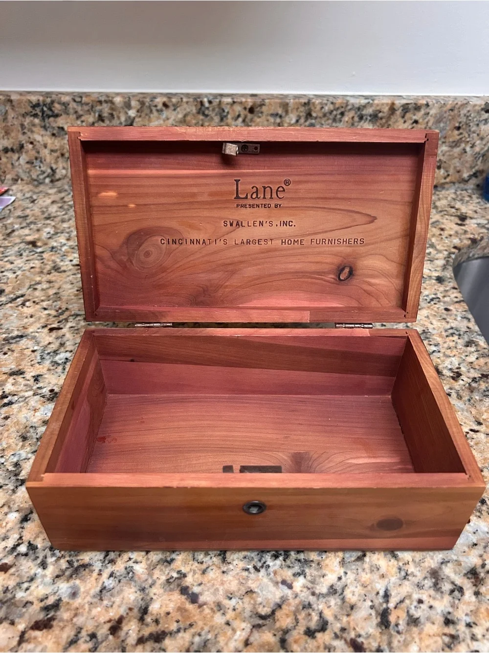 Lane Cedar Keepsake Box